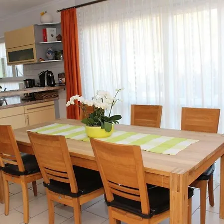Apartment In The Rose Garden Biberach bei Offenburg